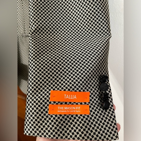 Tallia Formal The Mason Fit Tuxedo Jacket for Men - Picture 4 of 11